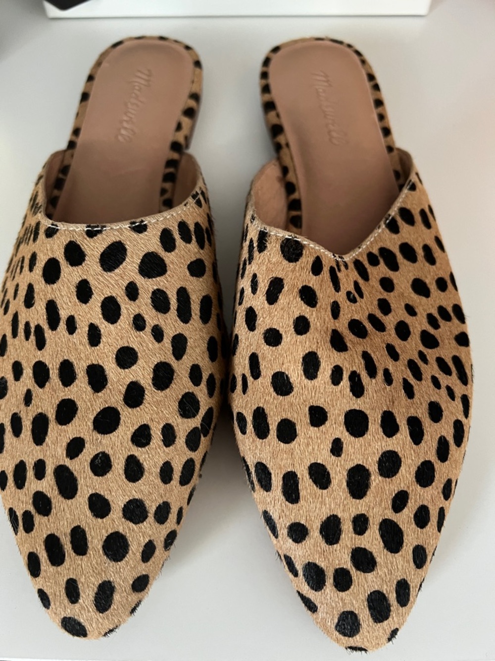 Madewell Leopard-Print Pointed Slip-On Mules in Tan and Black - Picture 2 of 5